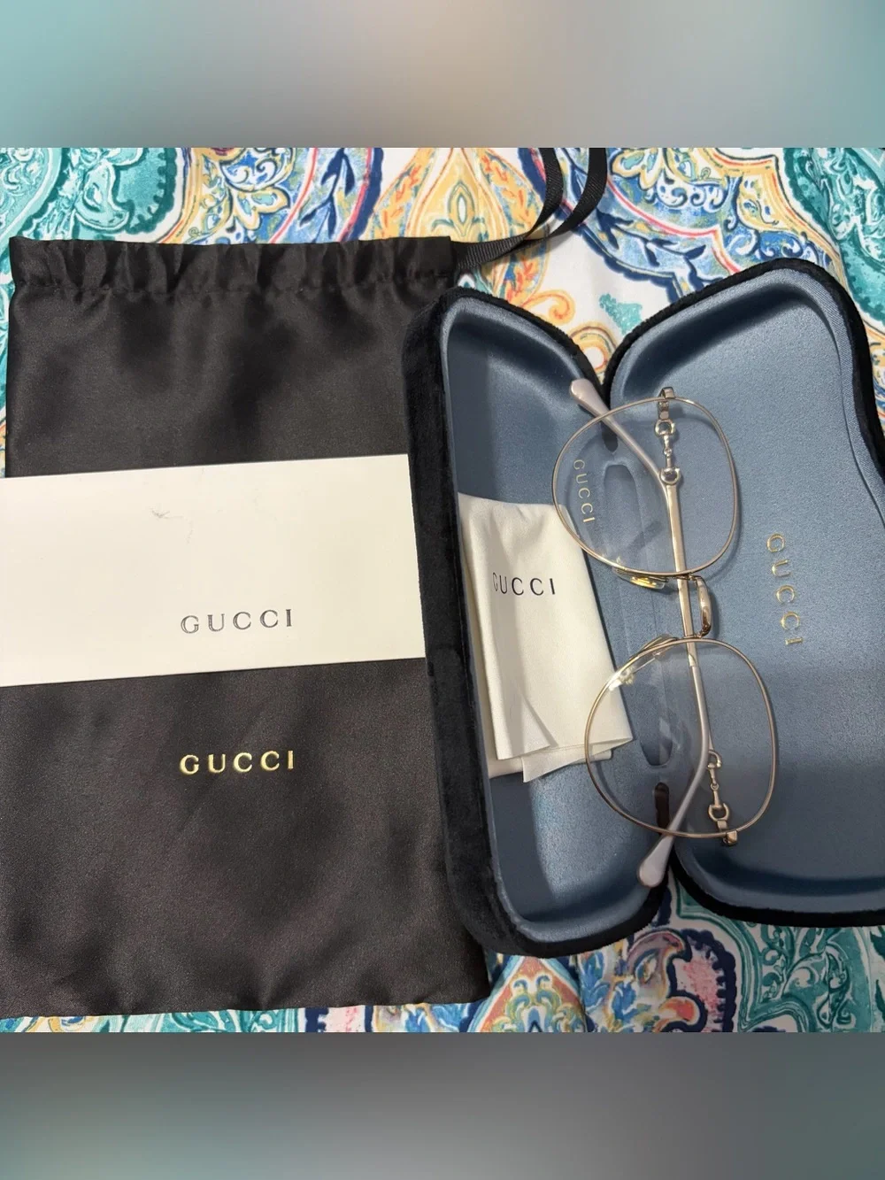 Brand new Gucci Gold Thin Round Metal Eyewear with Signature Temple Detail